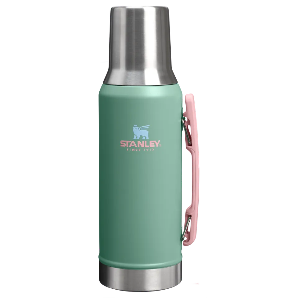 stanley-1913-x-antonela-high-precision-flow-mate-system-1-3-qt-trigger-pour-insu image 1