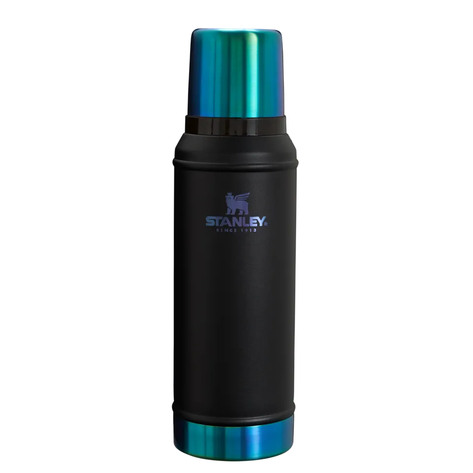 stanley-1913-black-chroma-classic-legendary-bottle-1-0-qt-insulated-with-twist-a image 1
