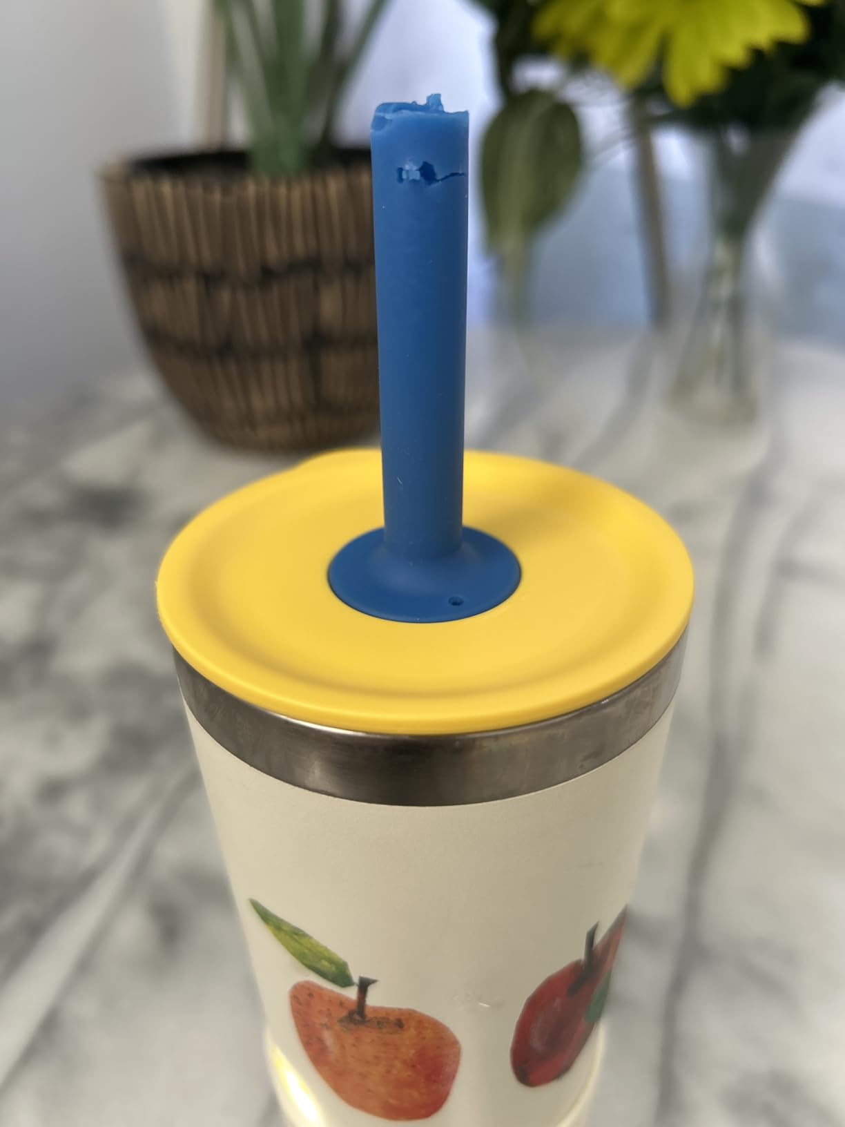 Lid popped off when dropped