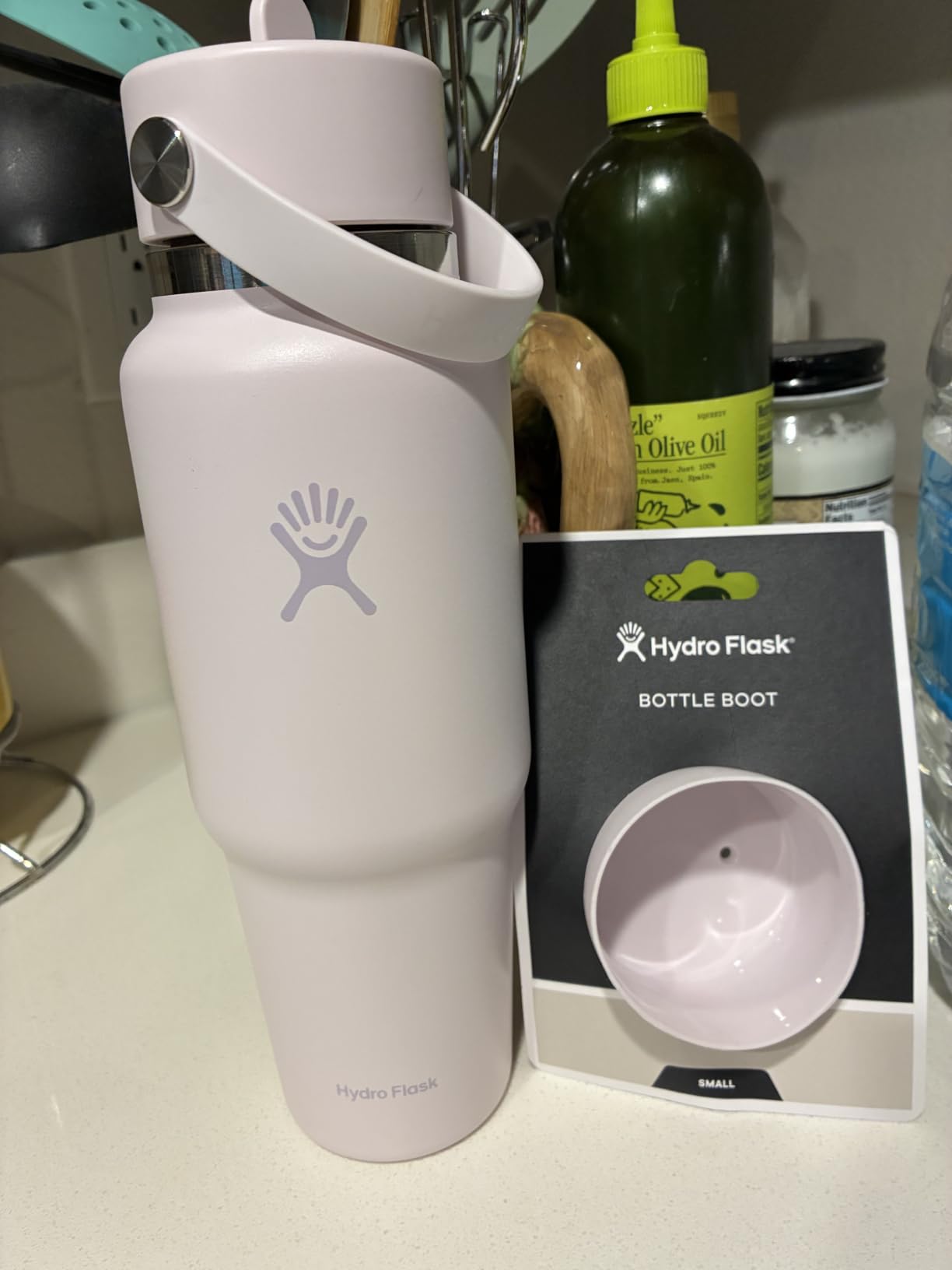 Fits my cupholder AND stays cold