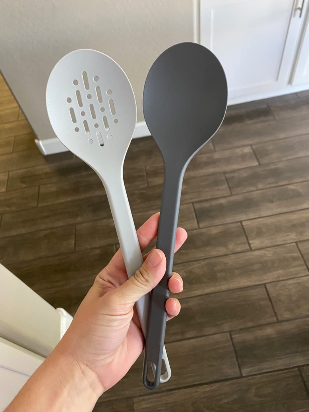 Solid little set for family camping