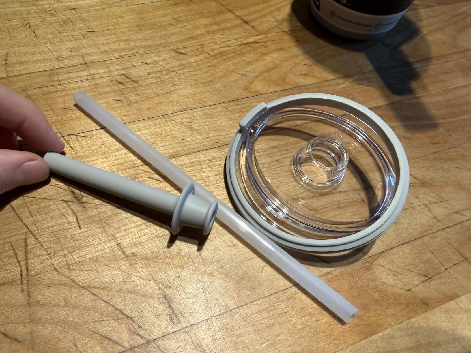 Finally, a cupholder-friendly big tumbler