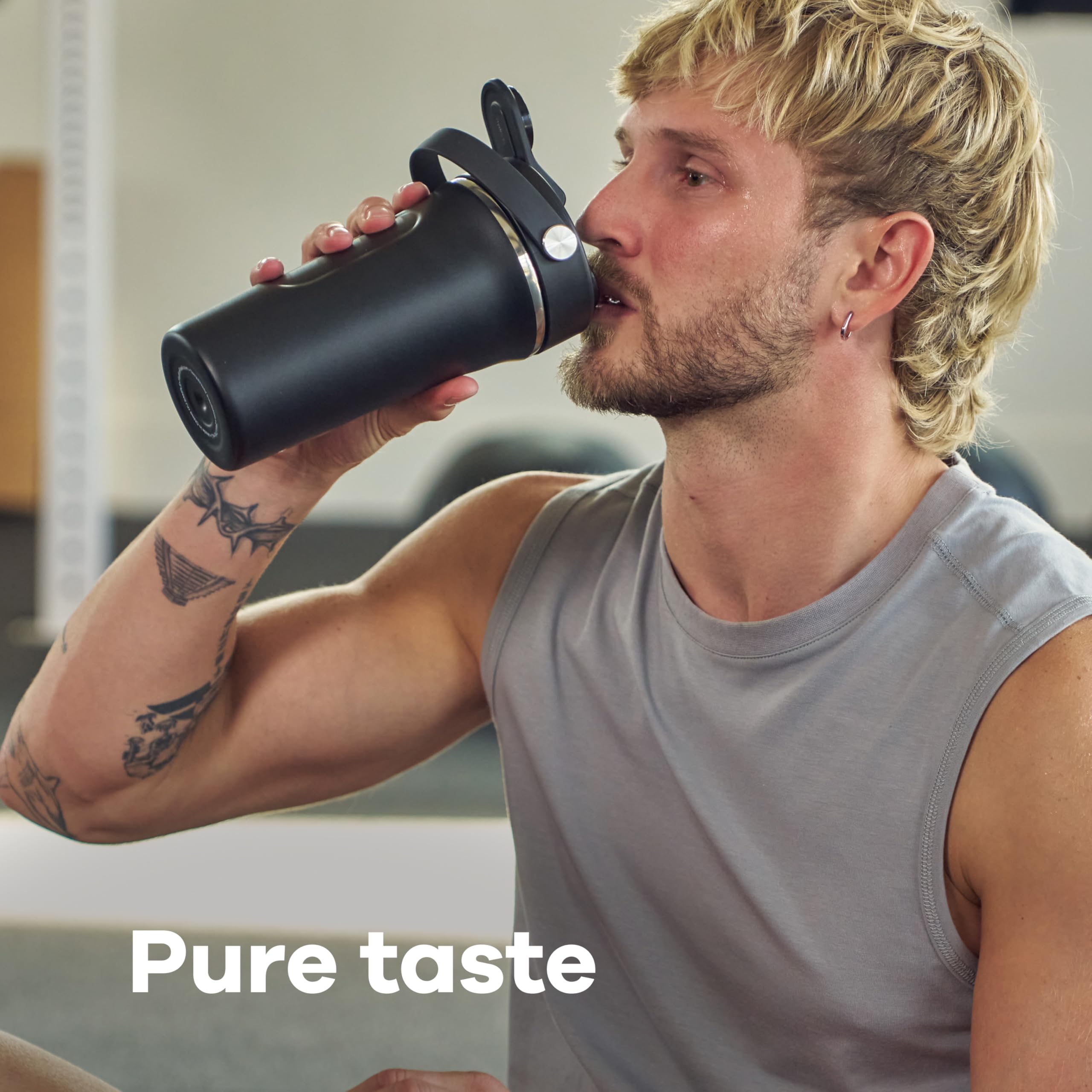 hydro-flask-24-oz-insulated-shaker-bottle-stainless-steel-gym-bottle-with-whisk- image 7