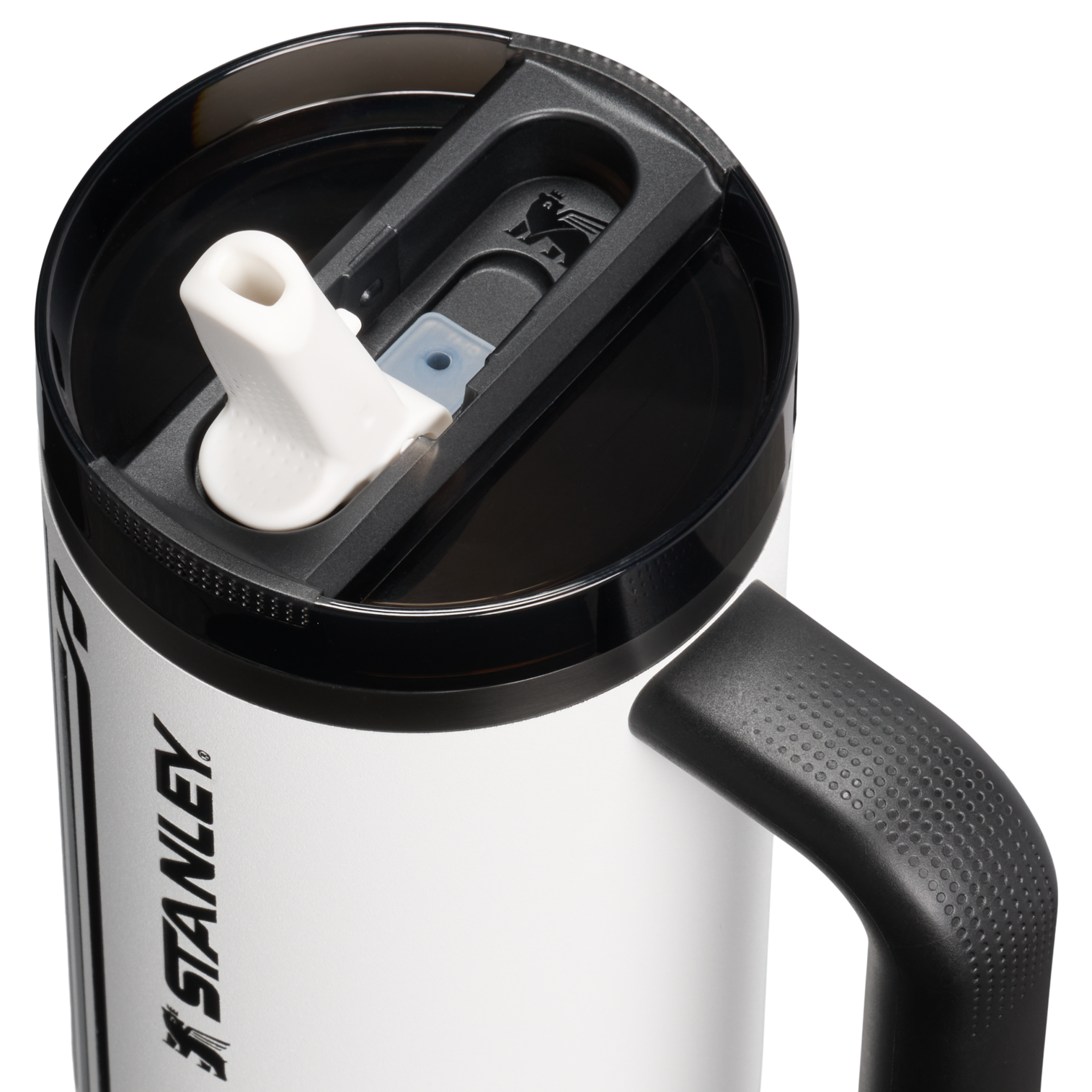 stanley-1913-x-juventus-quencher-protour-flip-straw-tumbler-30-oz-1-18-l-leakpro image 3